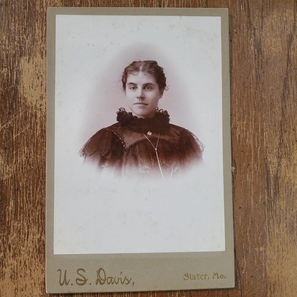 Antique Cabinet Card Circa 1890s Young Woman ID Orva Dennon Johnson Slater MO